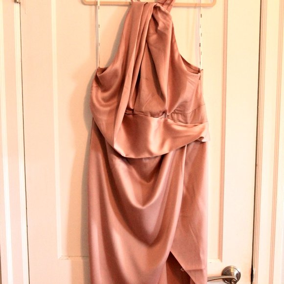 ASOS DESIGN satin halter neck midi dress - Picture 2 of 6